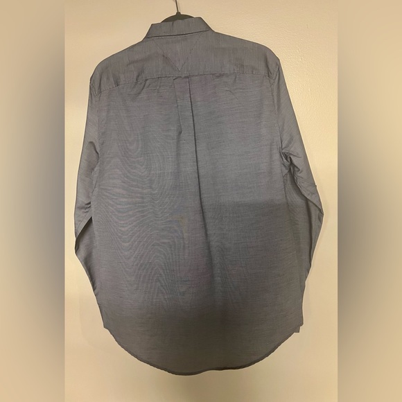 New with tags Mens TOMMY HILFIGER button down shirt - Picture 2 of 5